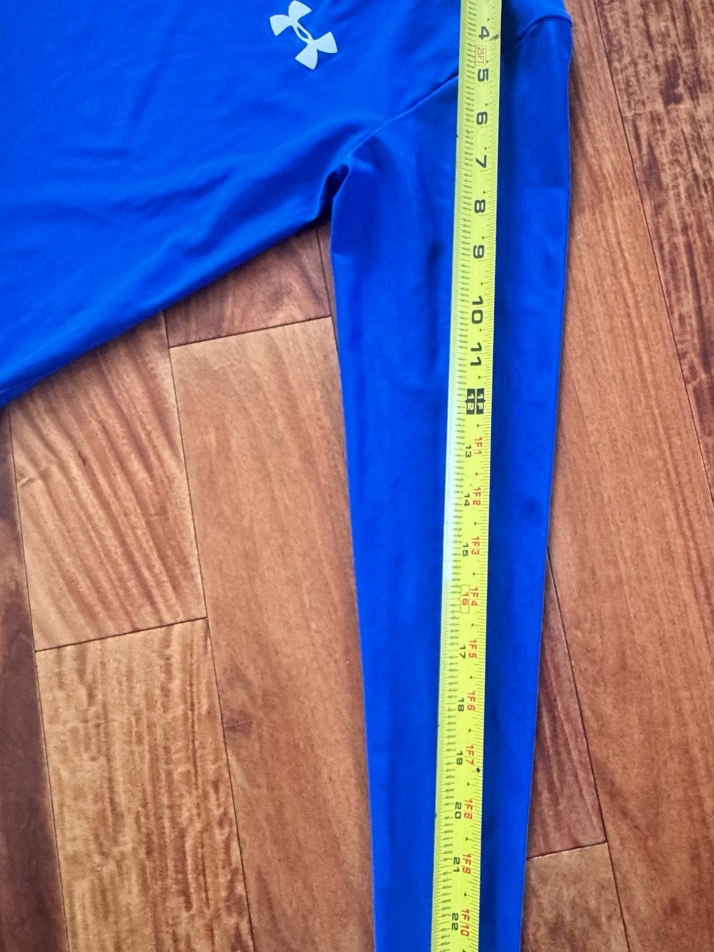 Under Armour Heat Gear Men’s small Long Sleeve Performance Shirt - Royal Blue - Picture 5 of 7